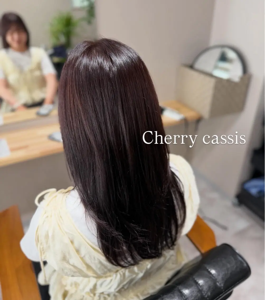 ロング カラー CHIO 🤍のヘアスタイル