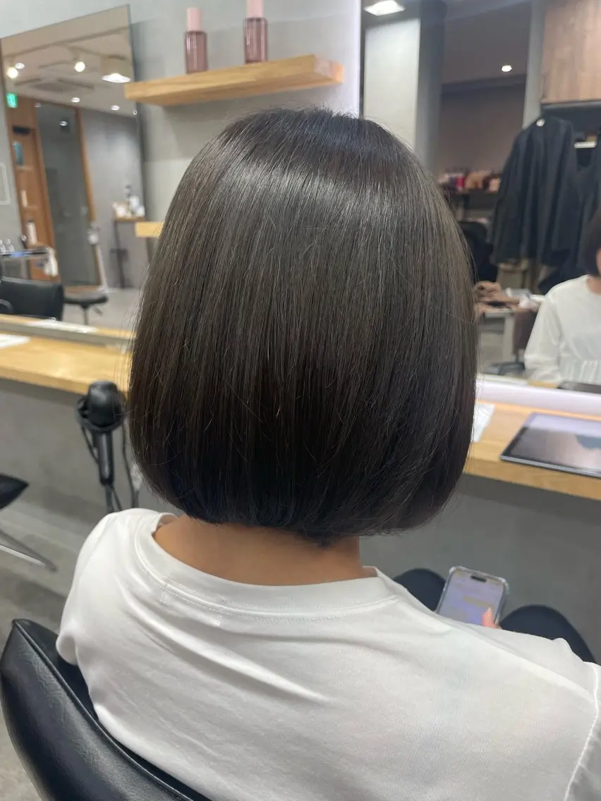 ショート カラー ayame｜ NOAHLのヘアスタイル