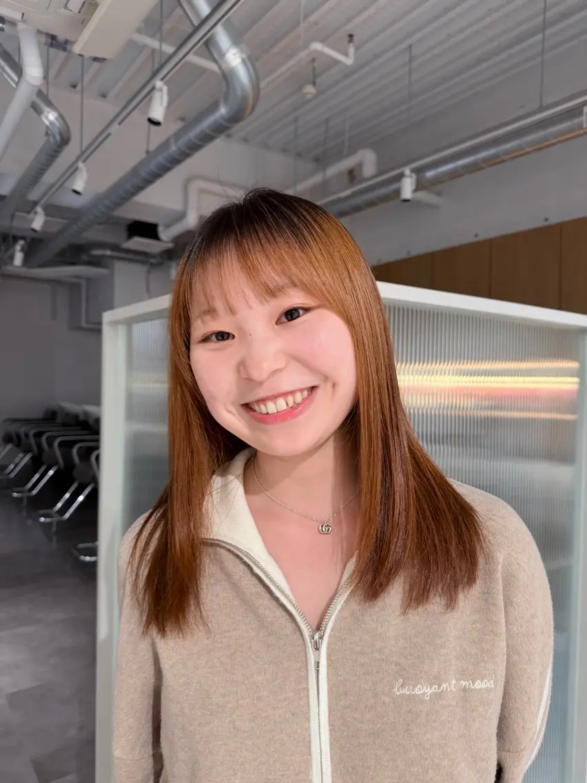 ロング レイヤーカット ローレイヤー シースルーバング カット 🐰カットモデル募集 🐰大場杏里🐰のヘアスタイル