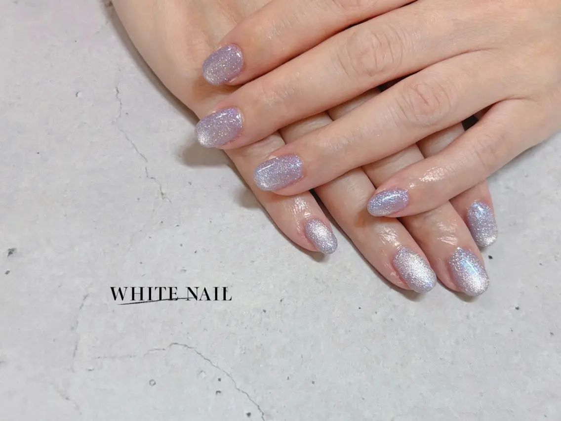 ネイル ラメ(グリッター) ハンドネイル WHITE NAIL ホワイトネイルのネイルデザイン