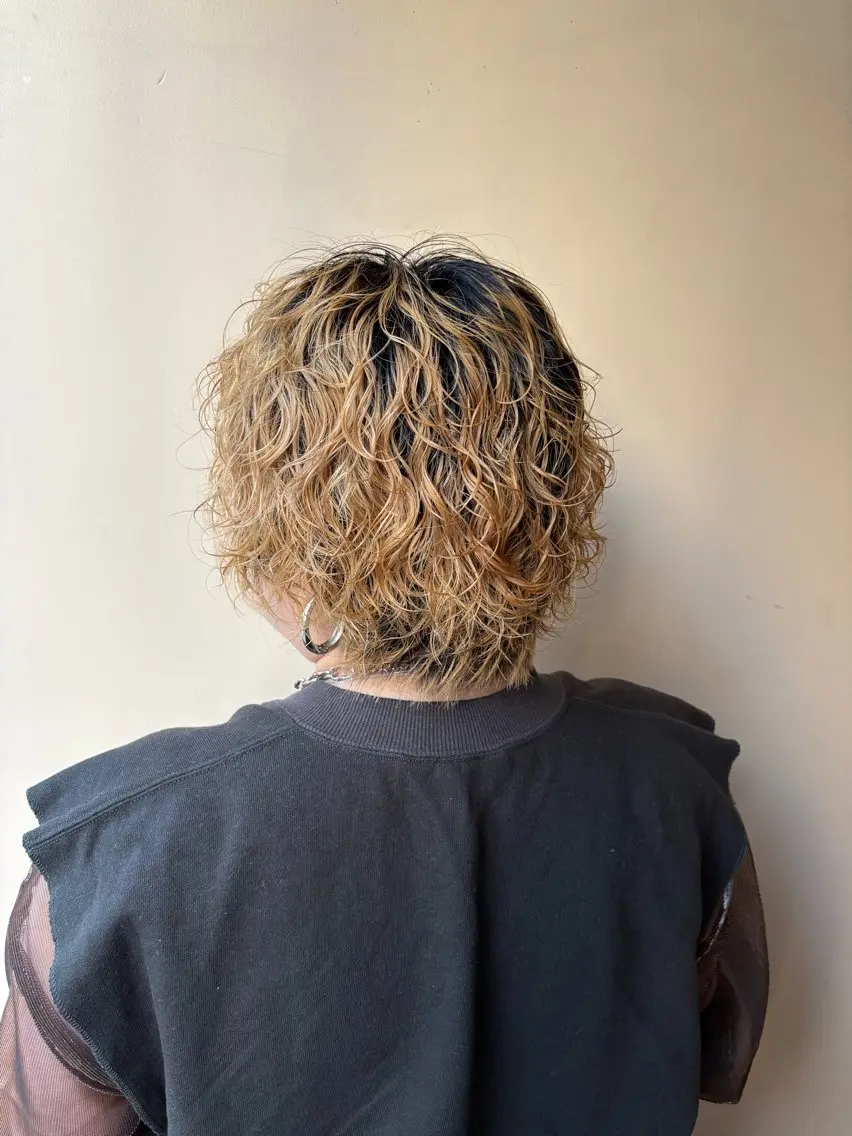 パーマ 萱野 真奈のヘアスタイル