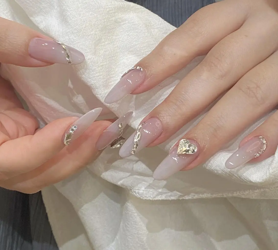 ネイル ハンドネイル ハンドケア 🍑 momo_nailのネイルデザイン