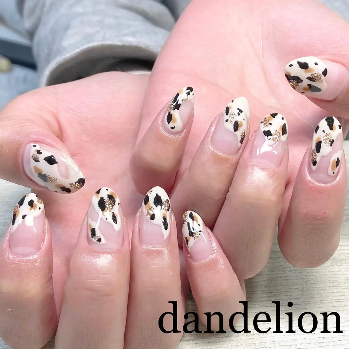 ネイル ハンドネイル ハンドケア dandelion ダンデライオンのネイルデザイン