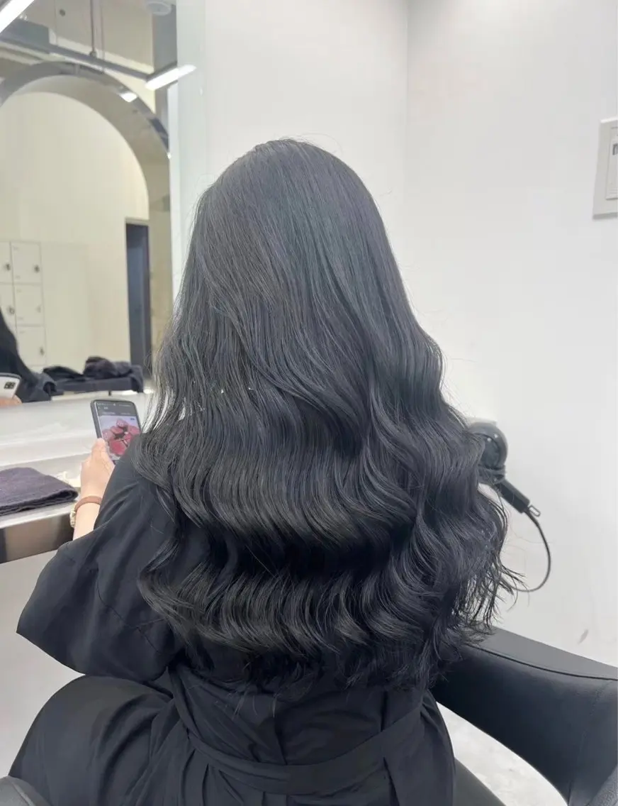 ロング カラー ヘアカラー トリートメント mao⭐️ 透明感カラー‎⭐️のヘアスタイル