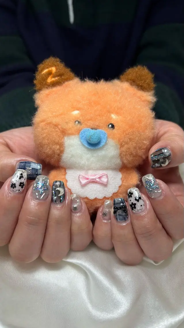 ネイル ハンドネイル フットネイル Nailsalon Fave/Rinaのネイルデザイン