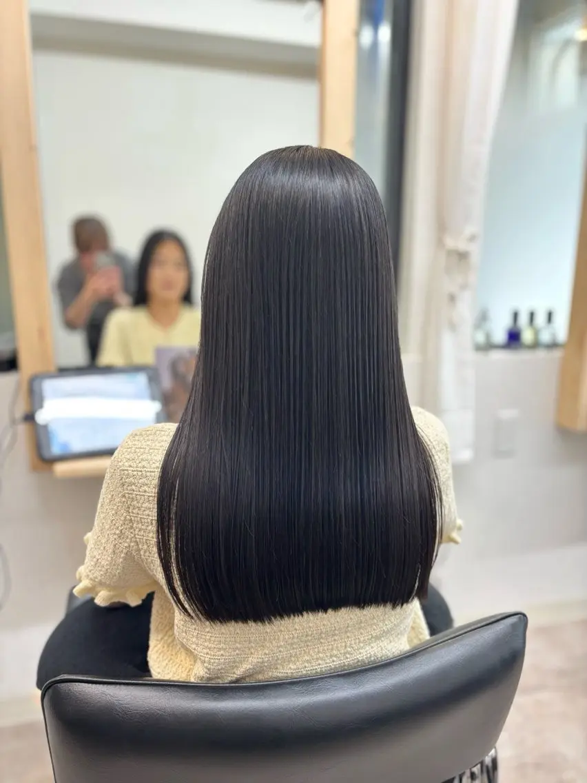 《梅雨のうねり撃退🌀》カット+超音波×髪質改善トリートメント ¥15,400の写真