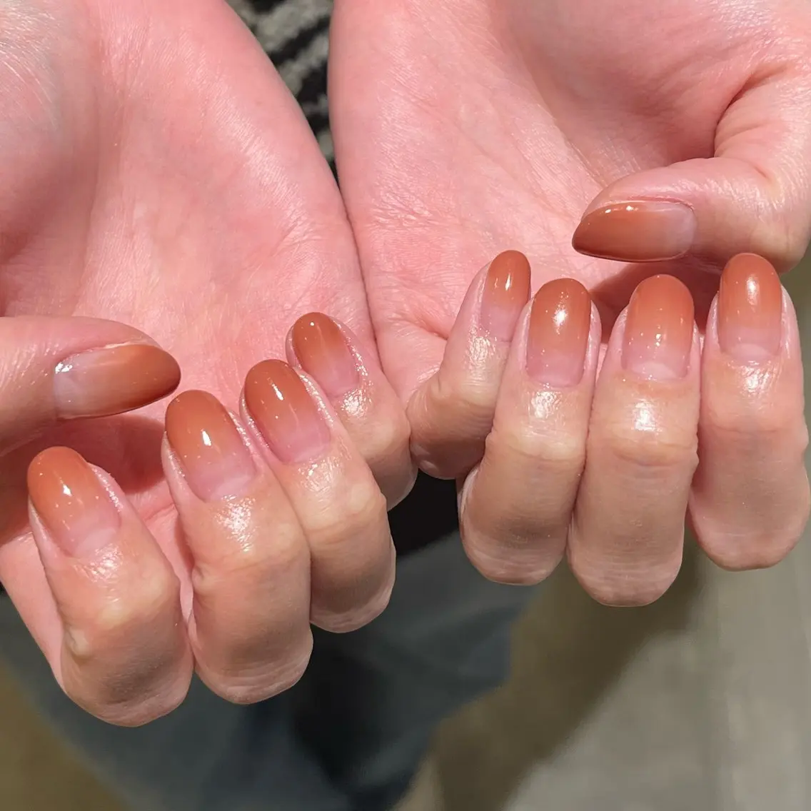 ネイル ブラウン グラデーション オレンジ MODE K's🧸 tanakaのネイルデザイン