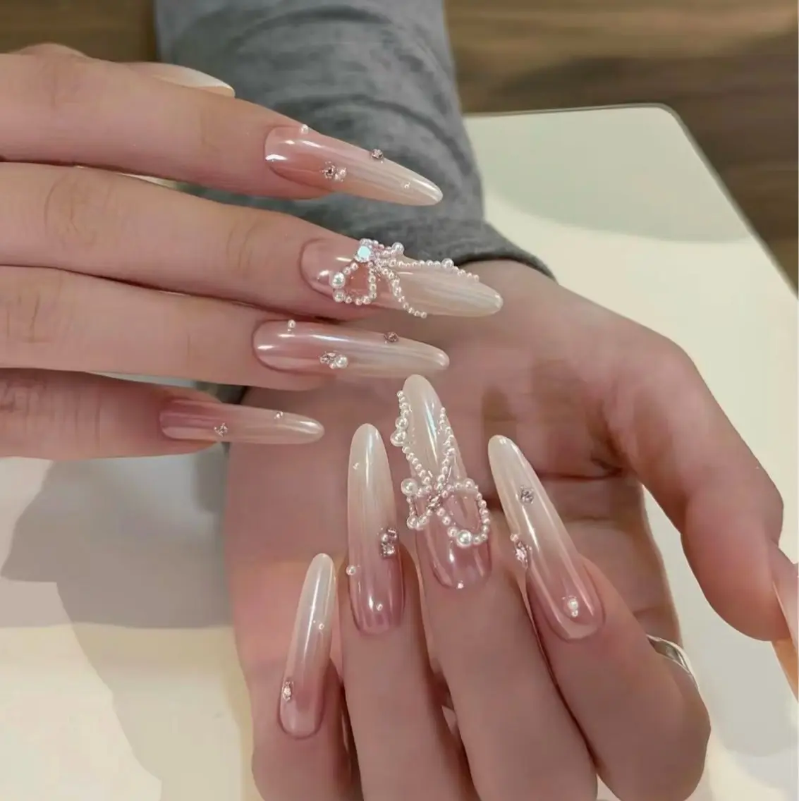 ネイル ハンドネイル Luvia Ginzaのネイルデザイン