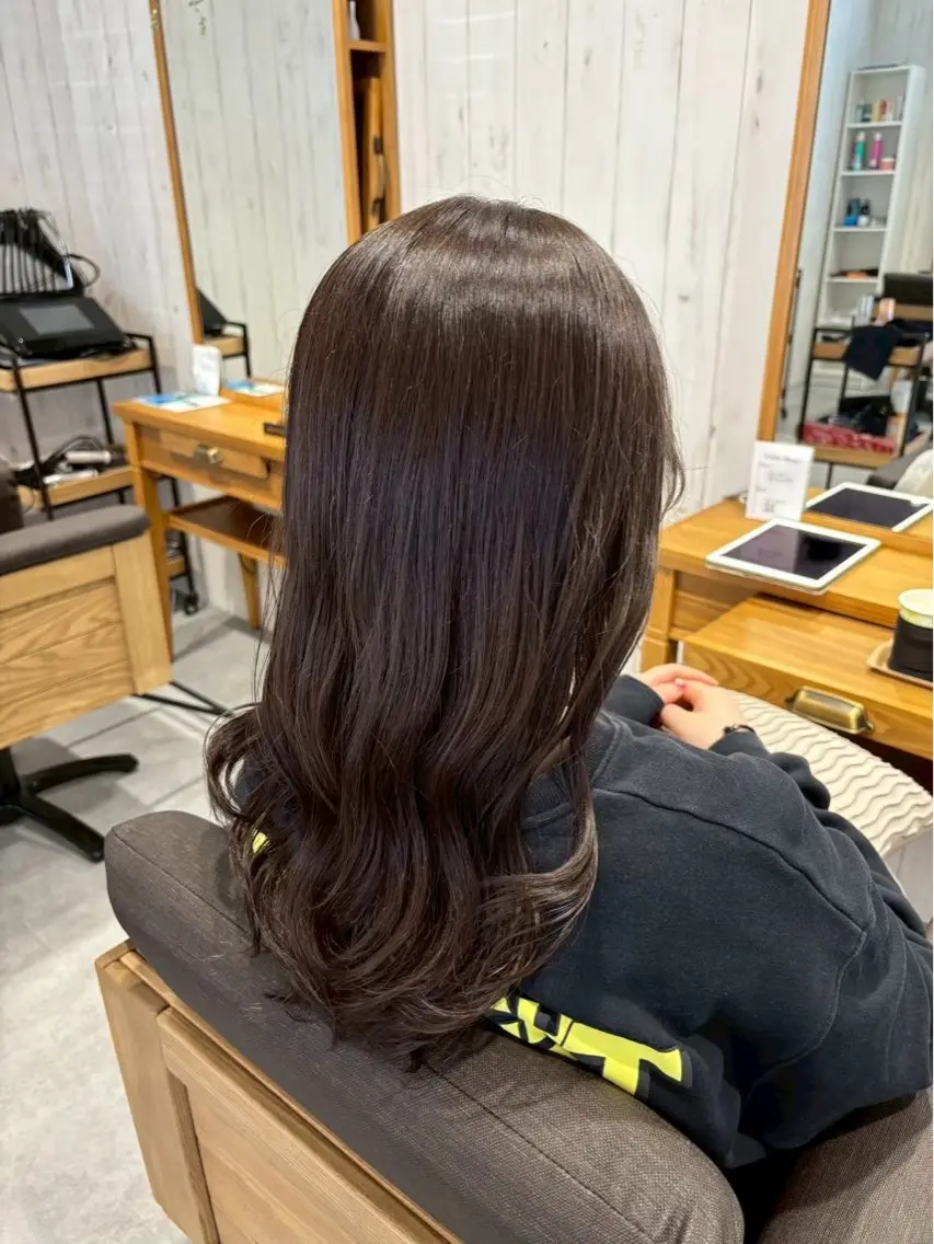 カラー 阿部 楓のヘアスタイル