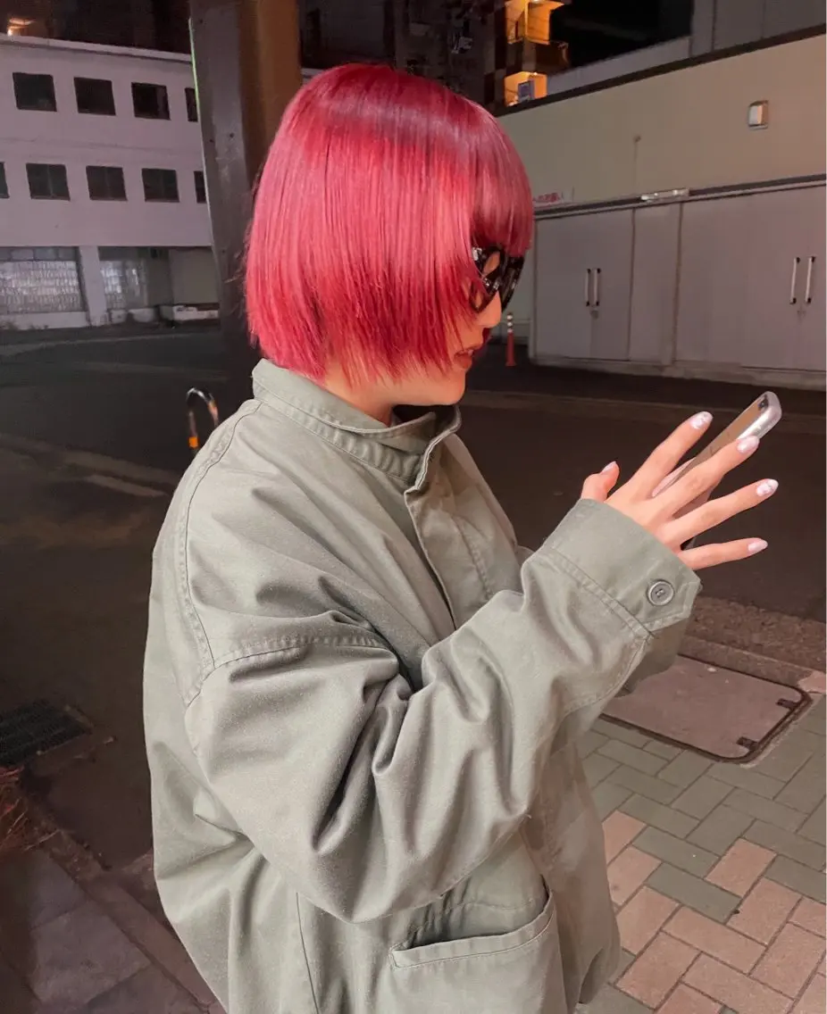 ショート カラー ブリーチ ヘアカラー ボブカットモデル/ ハイトーン/ゆうあのヘアスタイル