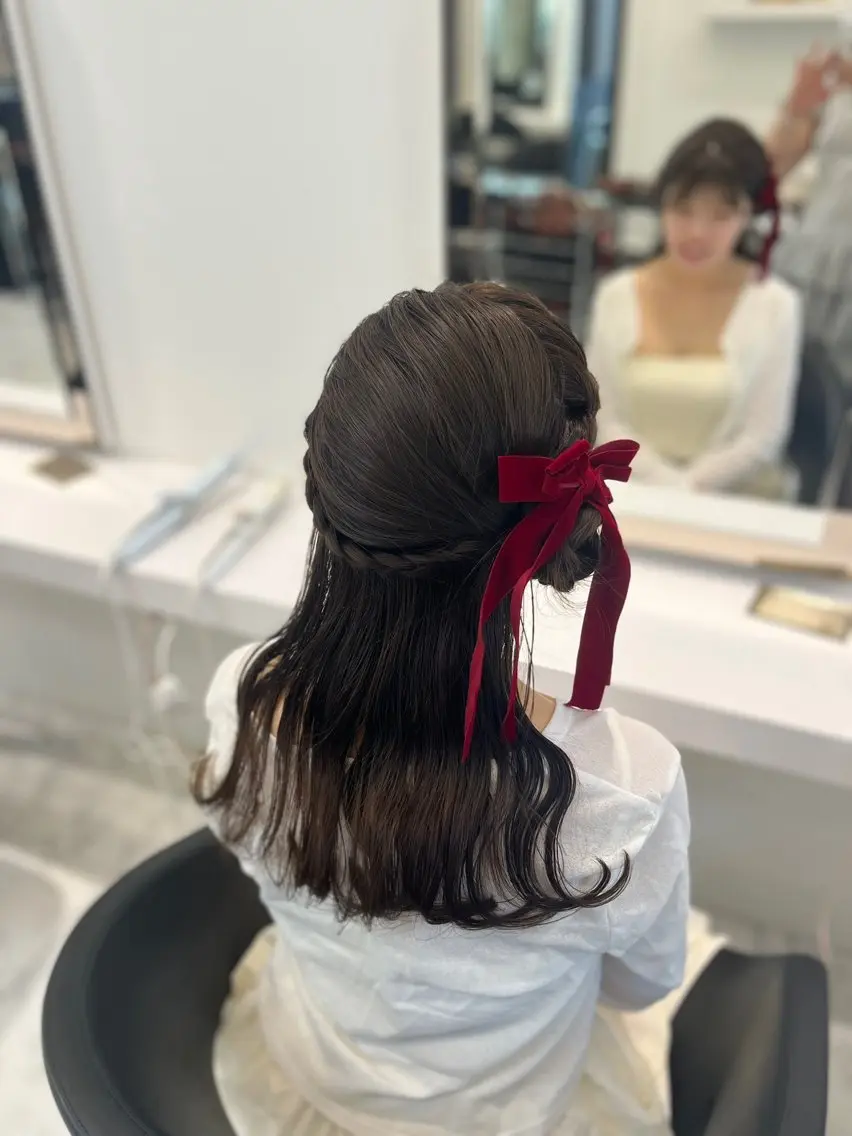 ロング ヘアアレンジ ボブ ロング ハイトーンカラー💞 くるみ🎀のヘアスタイル