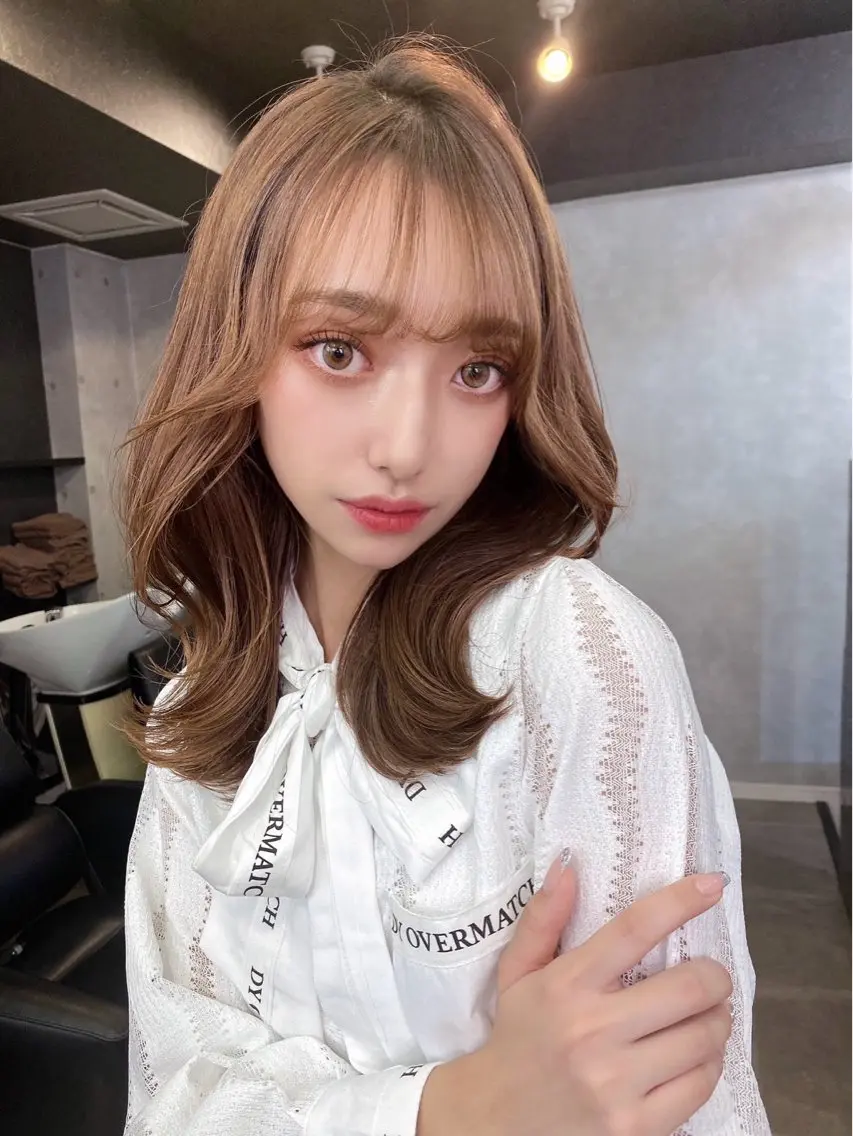 ミディアム ボブレイヤー ボブ くびれヘア エギョモリ ヨシンモリ カット ヘアカラー トリートメント 大人可愛いレイヤー 大田のヘアスタイル