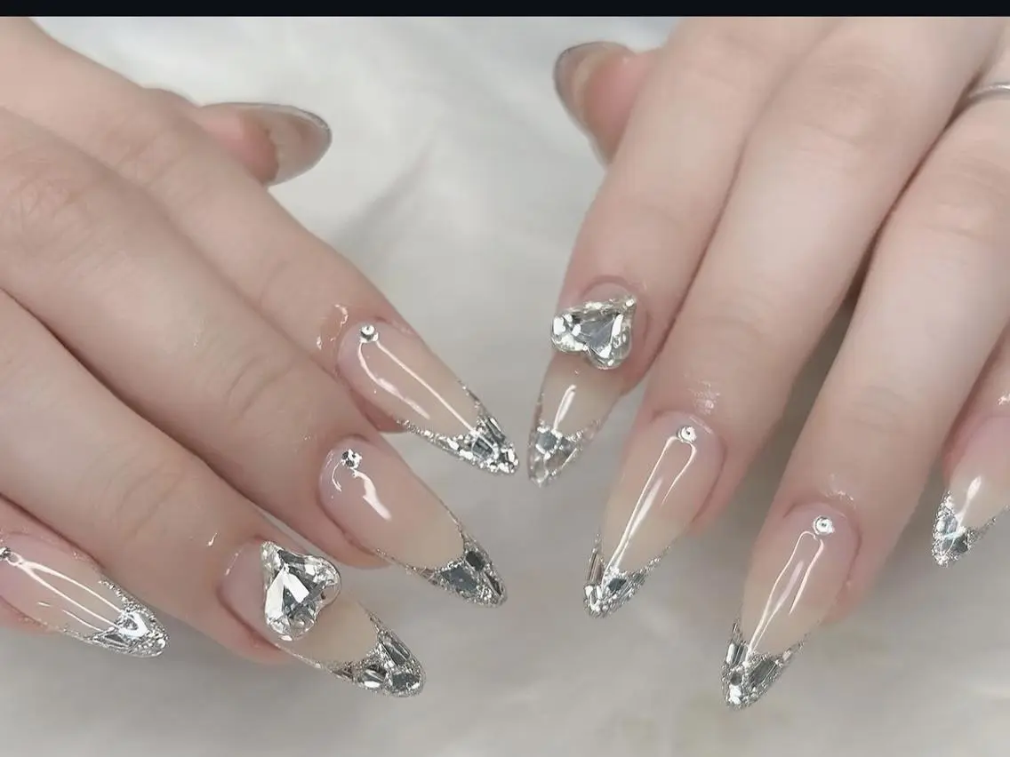 ネイル 岡田 ミサト best nailのネイルデザイン