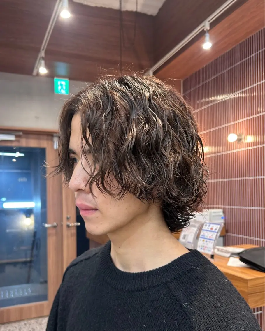 メンズ センターパート 砂川 渉　elima byのヘアスタイル