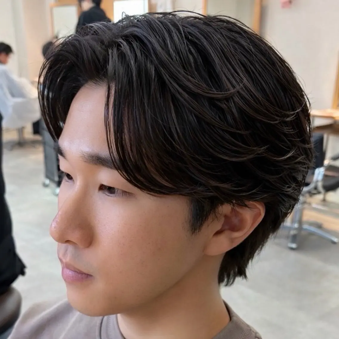 パーマ メンズ センターパート メンズ韓国風 メンズパーマ ニュアンスパーマ カット パーマ 男の理想を叶える🔥 メンズパーマ特化|関のヘアスタイル