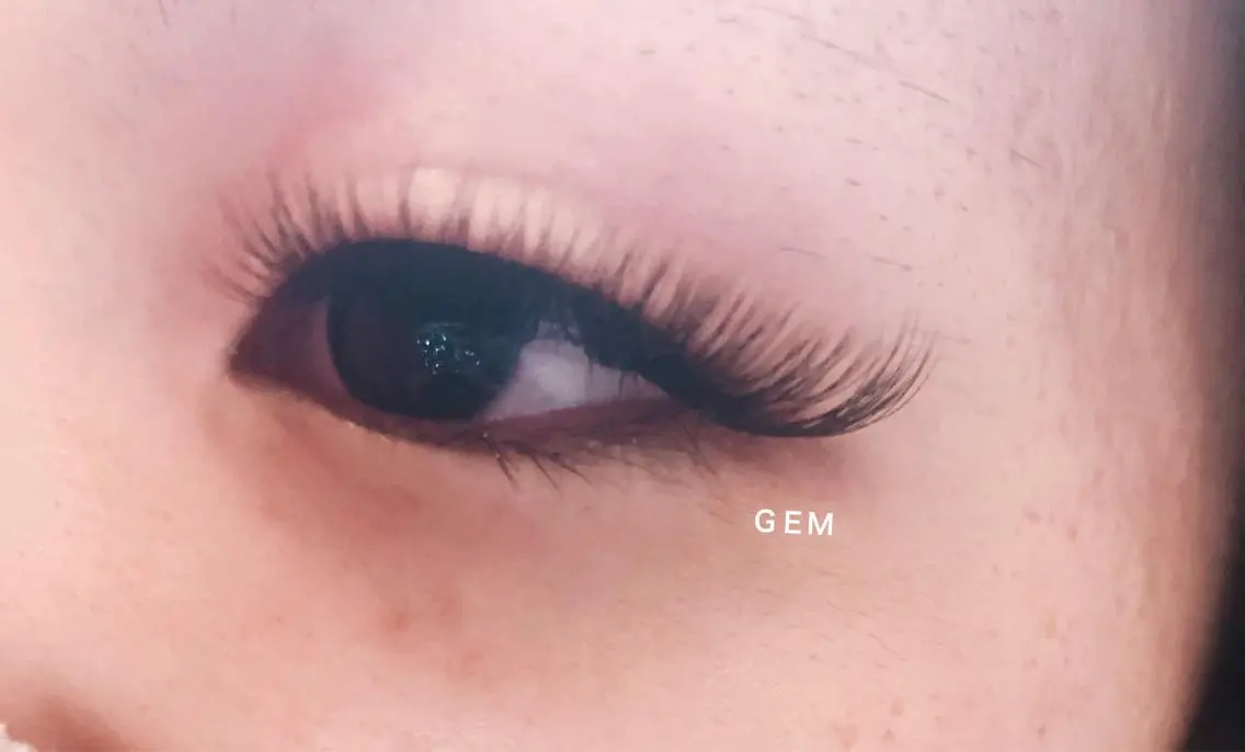 マツエク・マツパ ボリュームラッシュ GEM beautyのマツエク・マツパデザイン