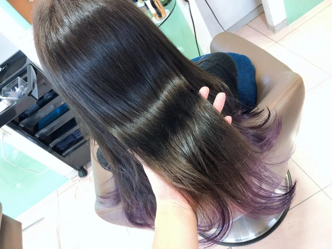 ロング 松田 みのりのヘアスタイル
