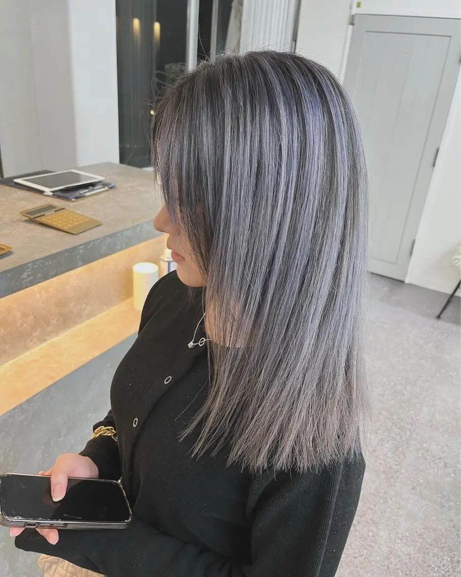 ミディアム ヘアカラー トリートメント 髪質改善・縮毛矯正 🌈SENAのヘアスタイル