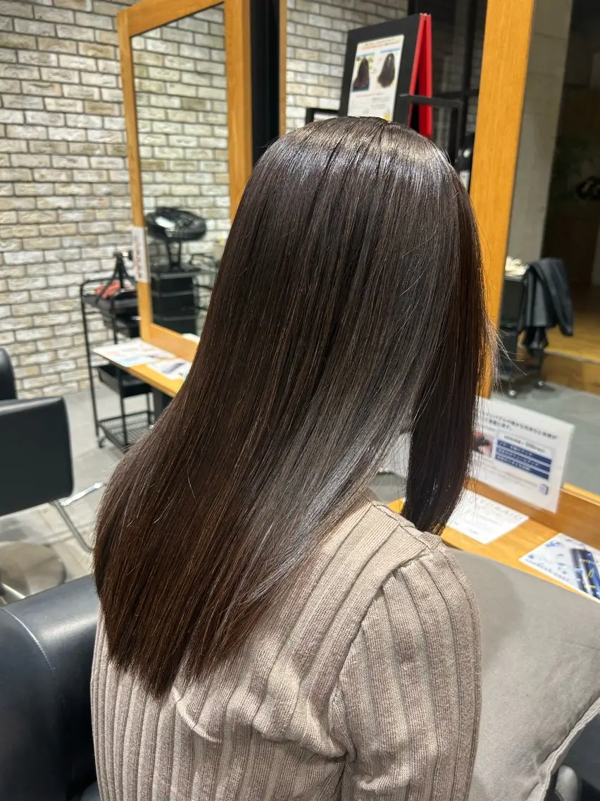 ロング カラー 松岡 寛大郎のヘアスタイル