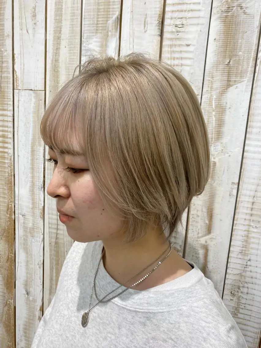 【ハイトーン女子必見】Wカラー(ブリーチ)+3STEPハホニコ(毛先料金別)(2回目ブリーチ別)の写真