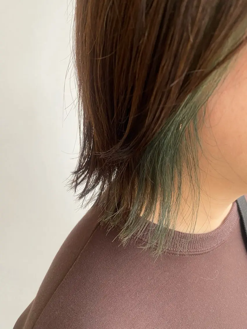 ショート カラー インナーカラー 立和名 泉のヘアスタイル
