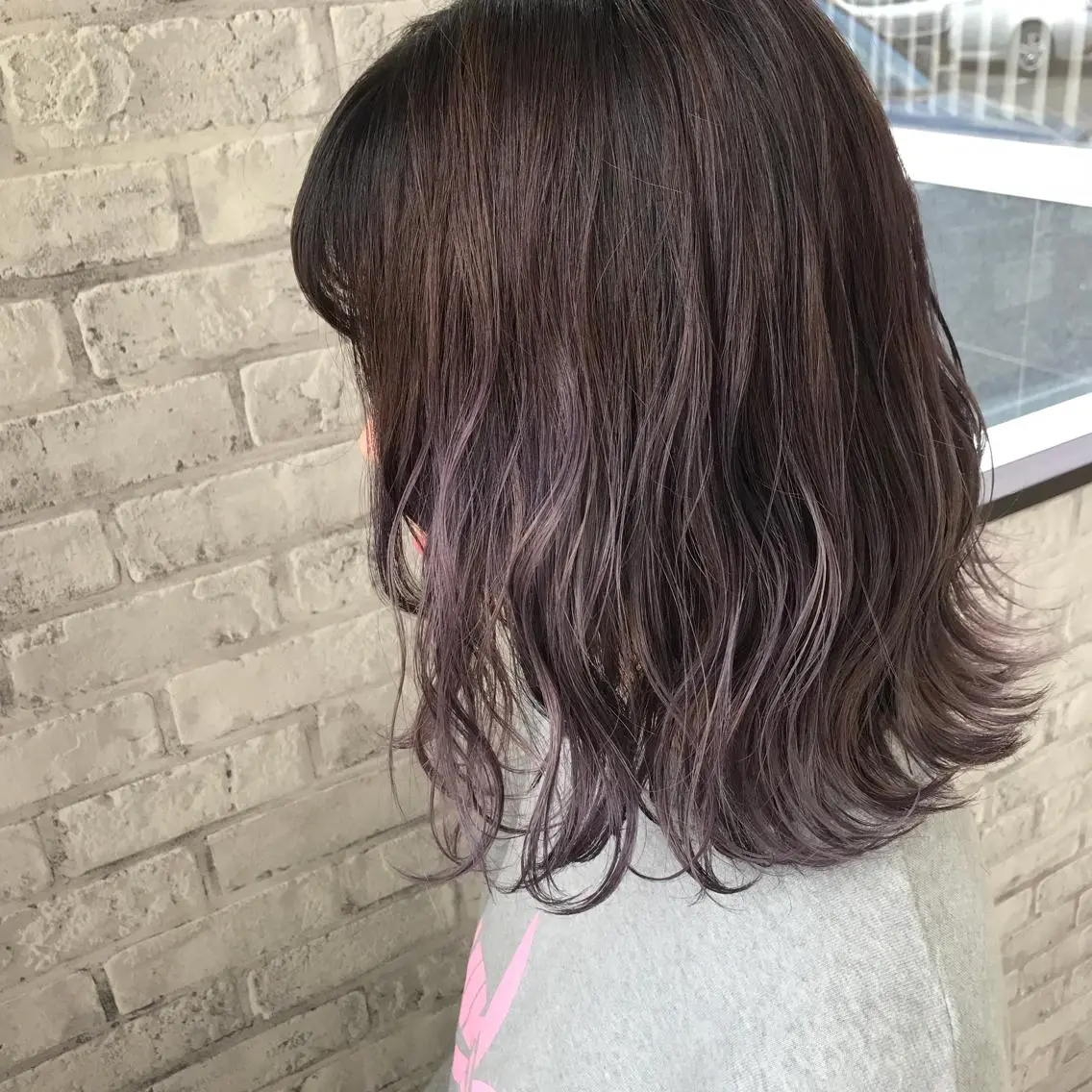 セミロング カラー ベージュカラー ラベンダーカラー ラベンダーグレー Oopsレイヤー 加藤澄都のヘアスタイル