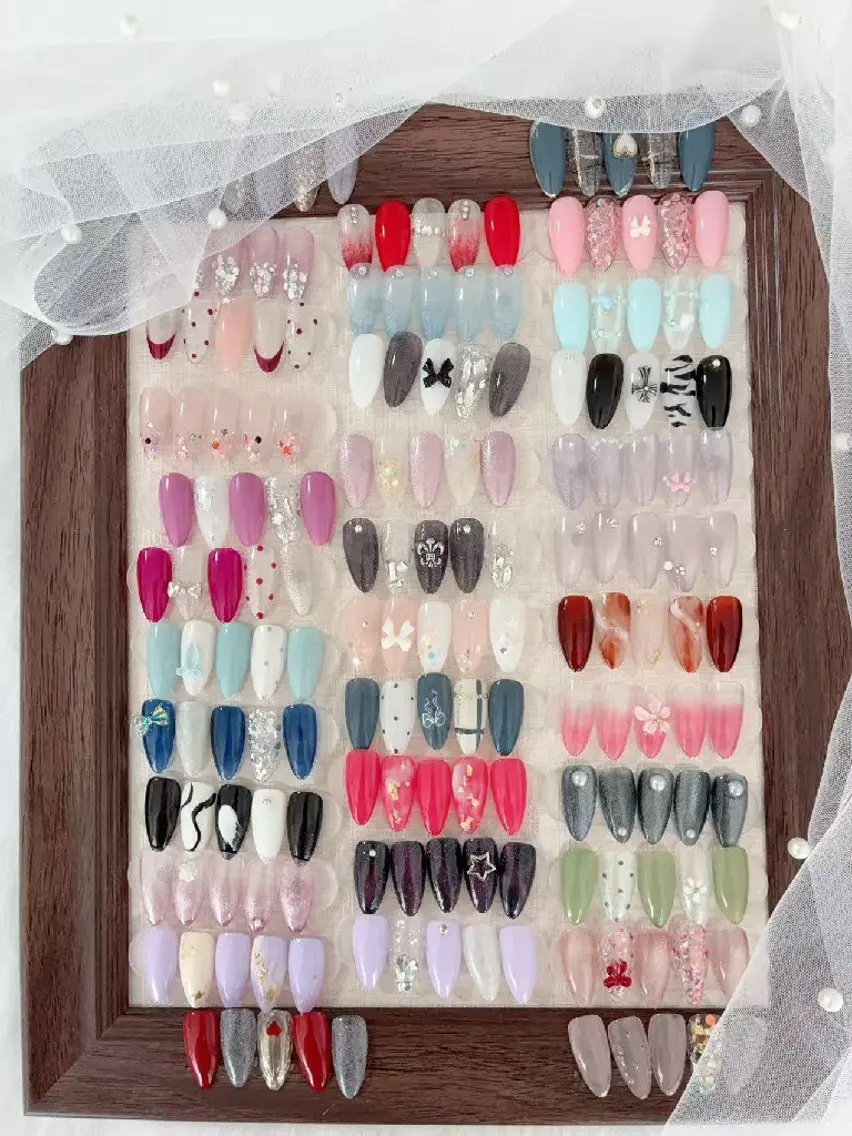 ネイル hi nails蕨のネイルデザイン