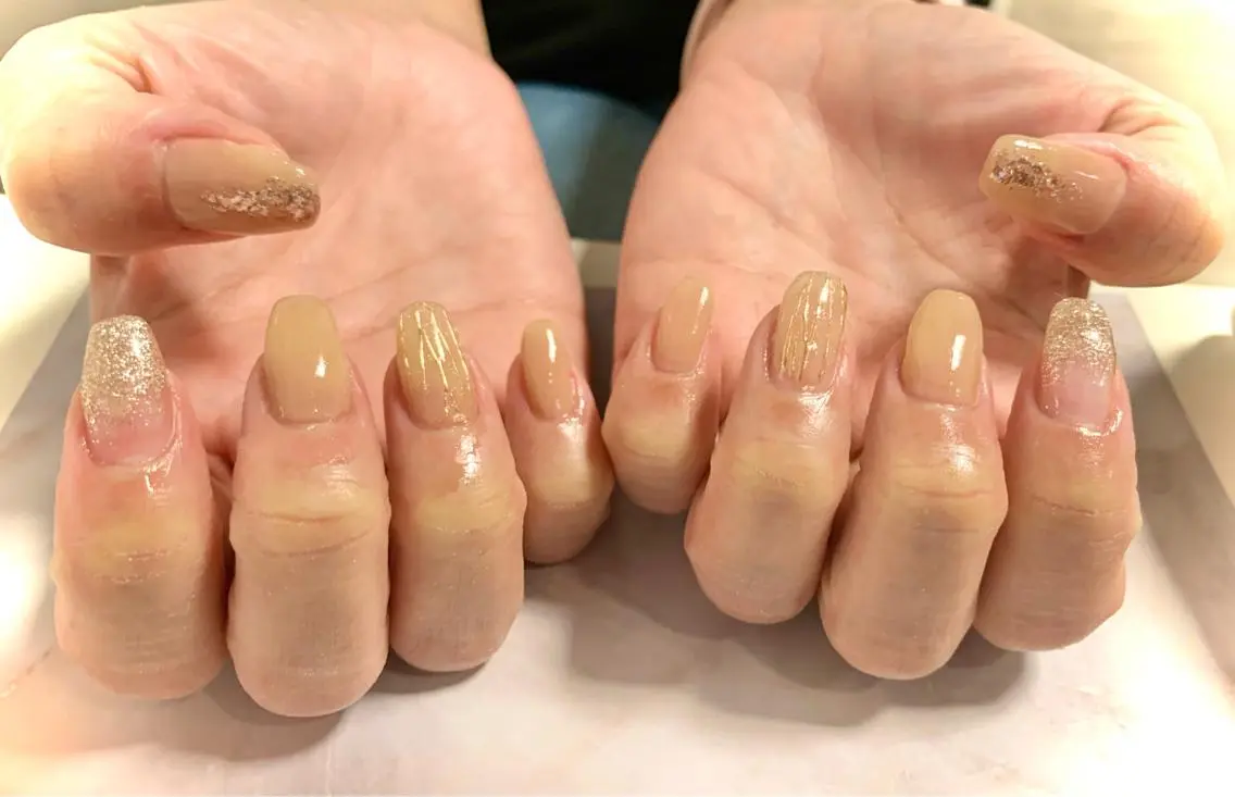 ネイル アートネイル ゴールド ラメ(グリッター) ミラーネイル オフィスネイル Nail Salon　Ｋのネイルデザイン