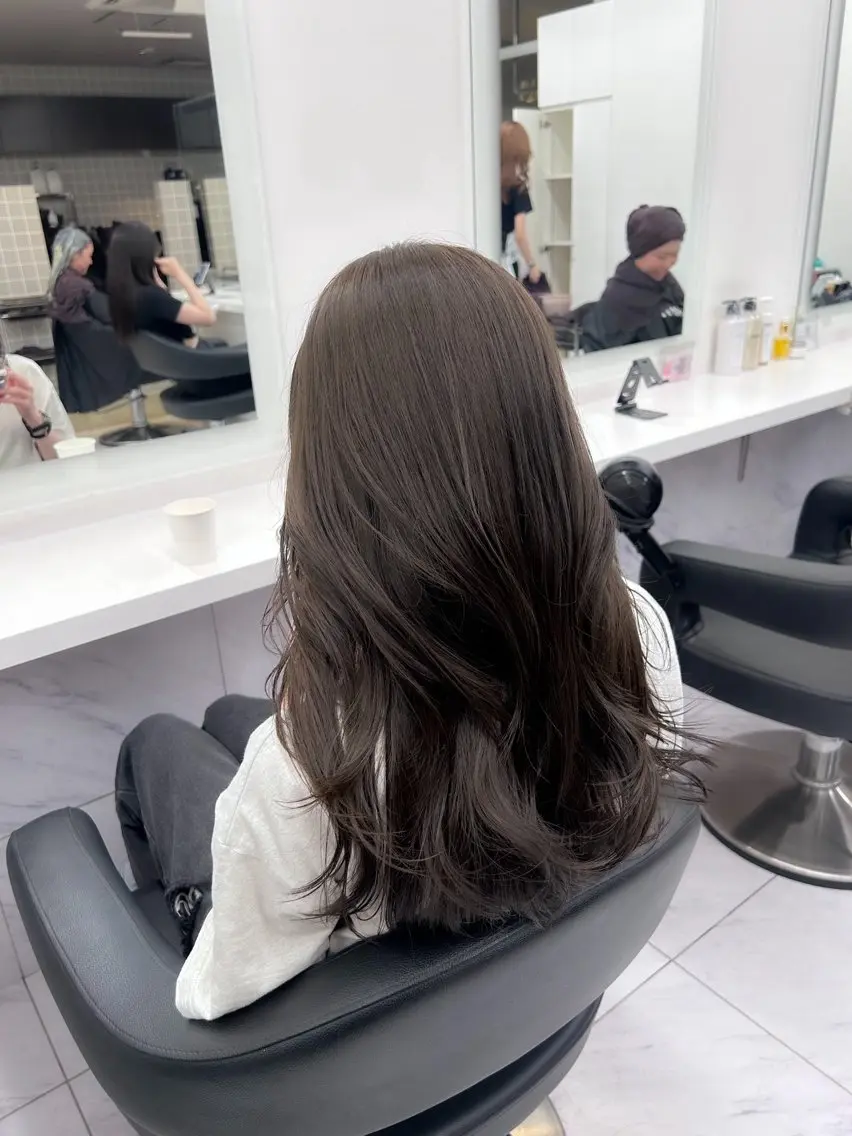 ロング カラー パーマ メンズ キッズ ヘアカラー トリートメント ヘアセット ブリーチなしカラー/ ブラウン/レイヤーのヘアスタイル