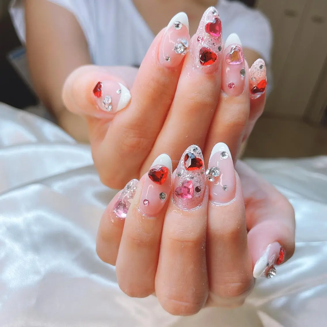 ネイル フレンチネイル ハート ハンドネイル RANUN nailのネイルデザイン