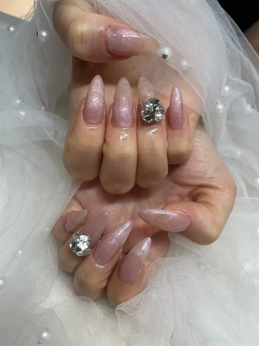 ネイル ハンドネイル I-nail Moeのネイルデザイン