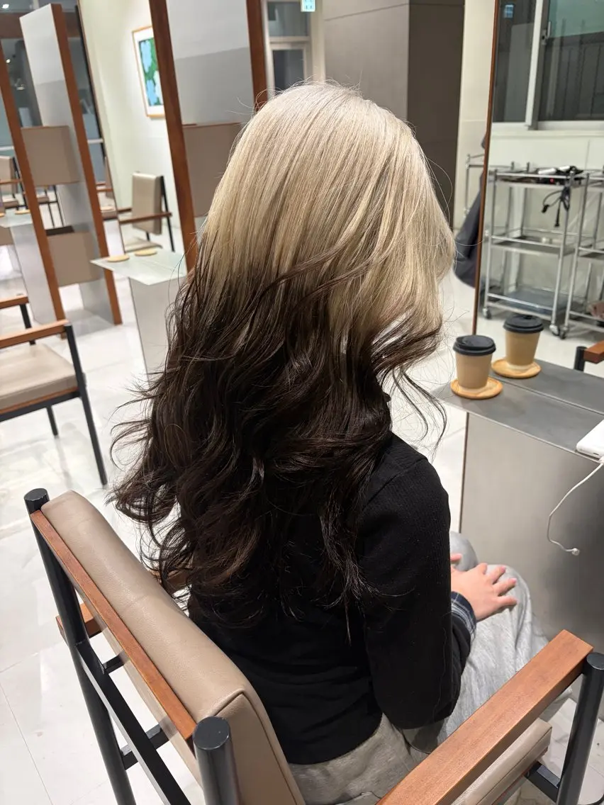 ロング カラー ベージュカラー 透明感カラー ダブルカラー カット ヘアカラー トリートメント ☪️ブリーチ特化施術 /レイヤー🪽aiのヘアスタイル