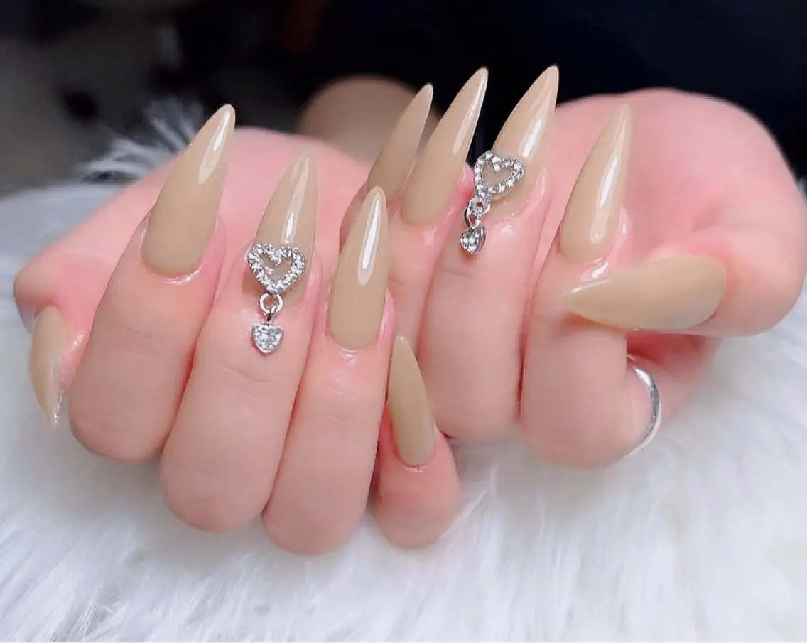 ネイル チークネイル 長さ出し フラッシュネイル フレンチネイル グラデーション ハンドネイル Lenie Nail Salonのネイルデザイン