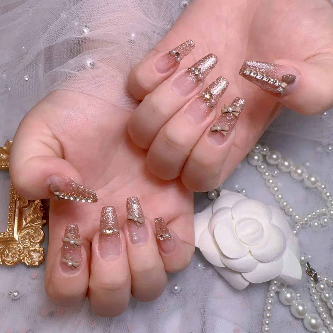 ネイル オーロラネイル フットネイル 韓国ネイル ラメ(グリッター) ラメグラデーション Belle nail salon 新小岩のネイルデザイン