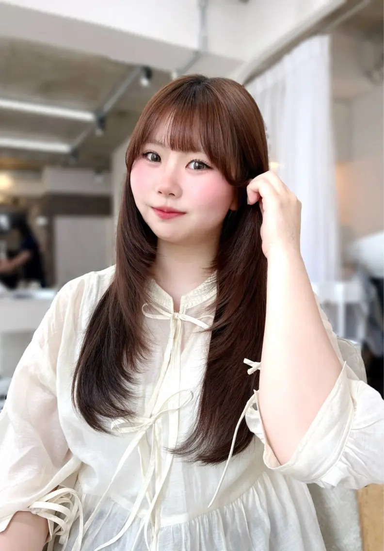ロング カット ‎🤍MIU‎🤍 レイヤーカット‎🤍のヘアスタイル