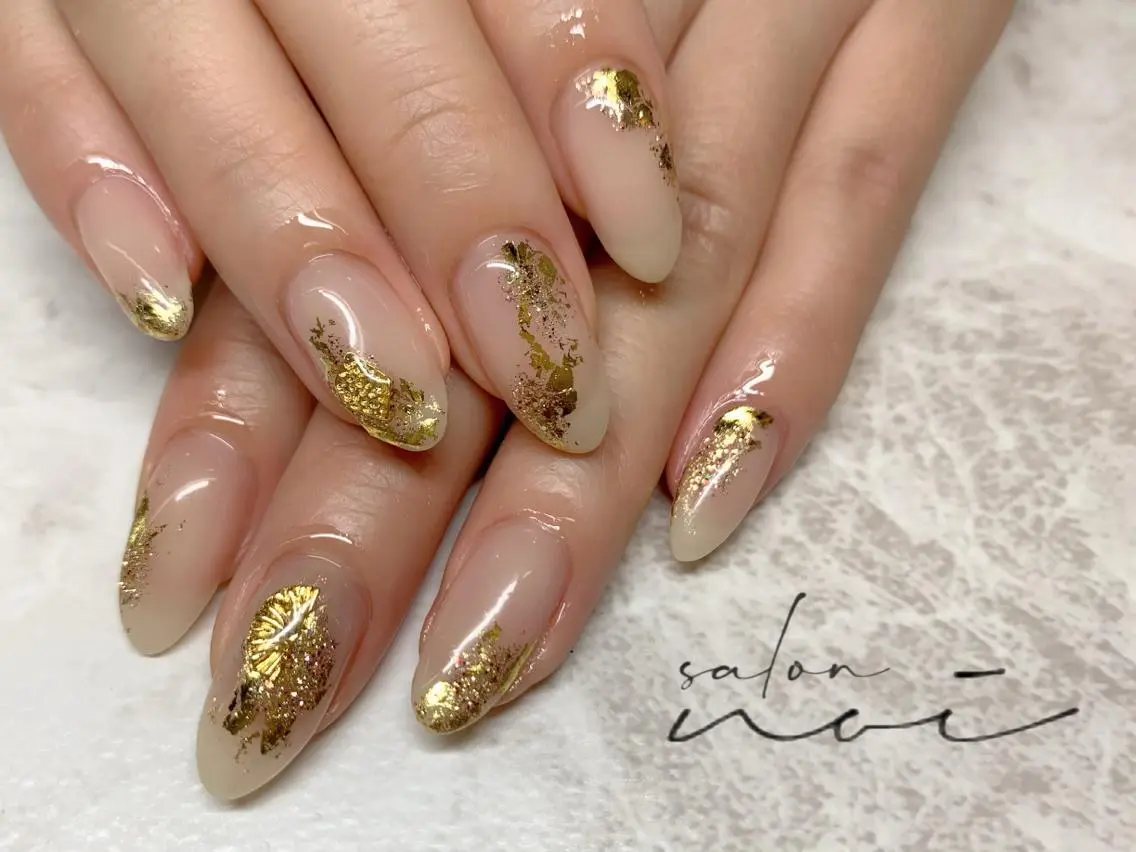 ネイル ゴールド salon noiのネイルデザイン