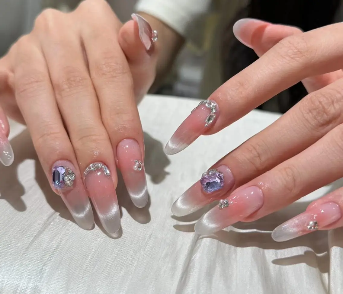 ネイル ハンドネイル 🎀 NaNa_nailのネイルデザイン