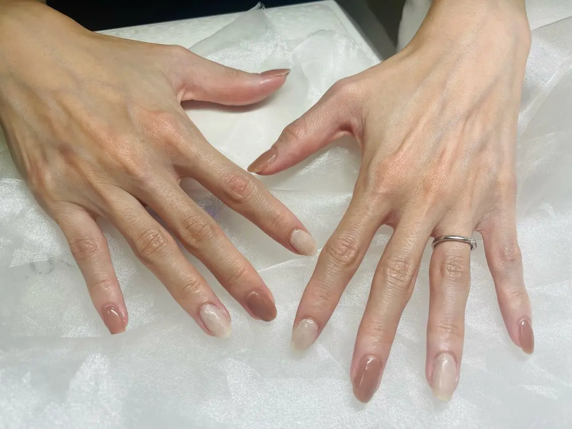 ネイル ハンドネイル ハンドケア 友 美のネイルデザイン
