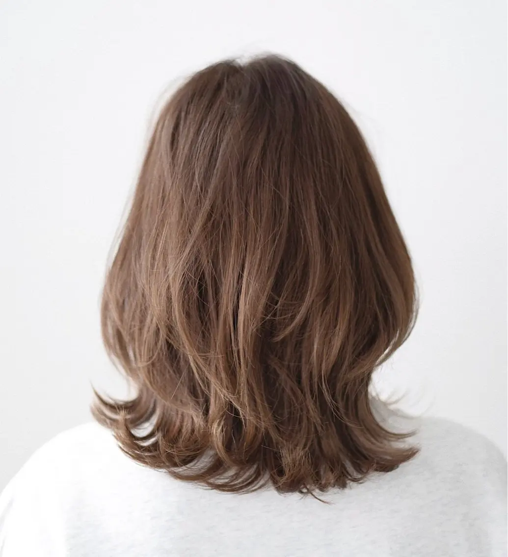 ミディアム カット ヘアカラー 山元 麻里のヘアスタイル