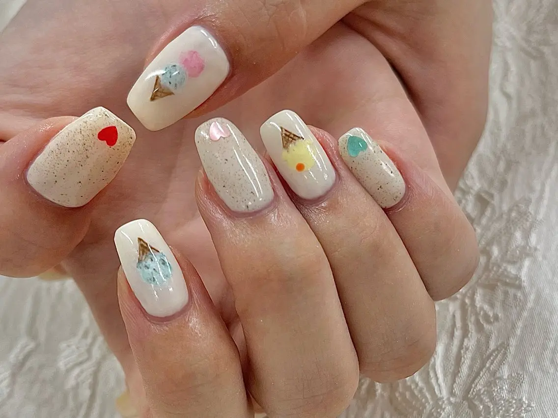ネイル ハンドネイル フットネイル Nailsalon Fave/Rinaのネイルデザイン