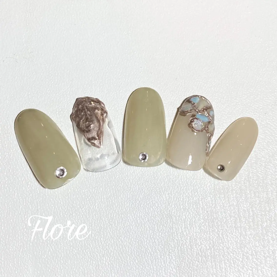 ネイル Flore (フロール)の眉毛・アイブロウイメージ