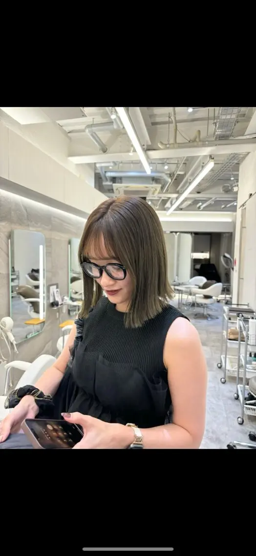 ショート カラー カット ヘアカラー トリートメント 怪我のため6月末 復帰予定田中瑞希🍃のヘアスタイル