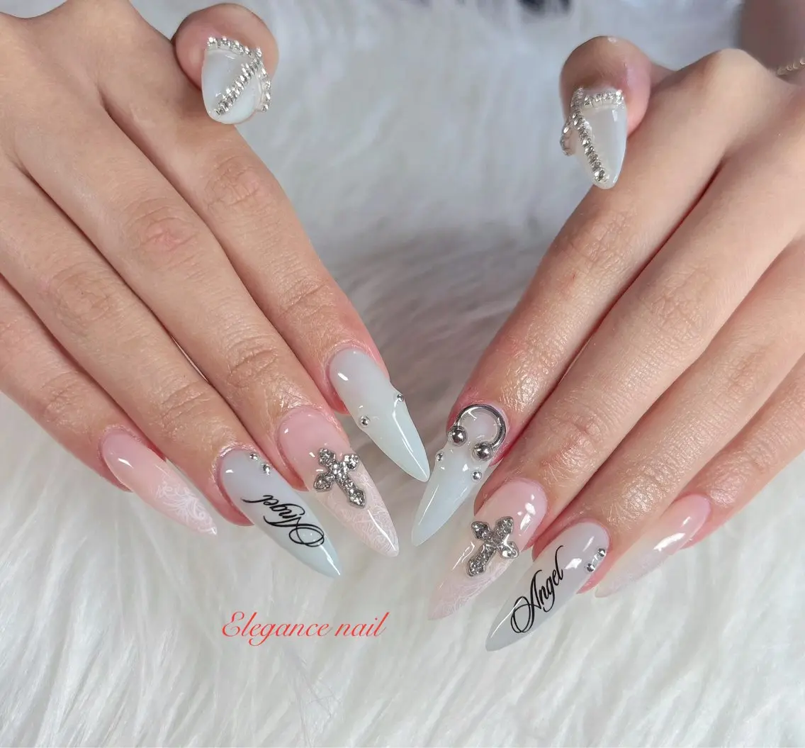 ネイル Elegance Nail本厚木店舗のネイルデザイン