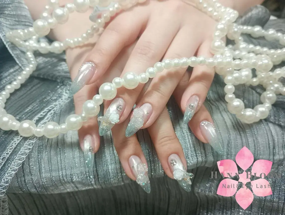 ネイル 長さ出し フットネイル フレンチネイル ジェルネイル ガーリー ハンドネイル ハンドケア Hana Bloom Nail💛Rinaのネイルデザイン
