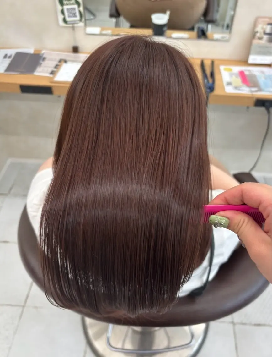 ミディアム カラー トリートメント カット ヘアカラー トリートメント ブリーチなしカラー/ 暖色カラー/艶カラーのヘアスタイル