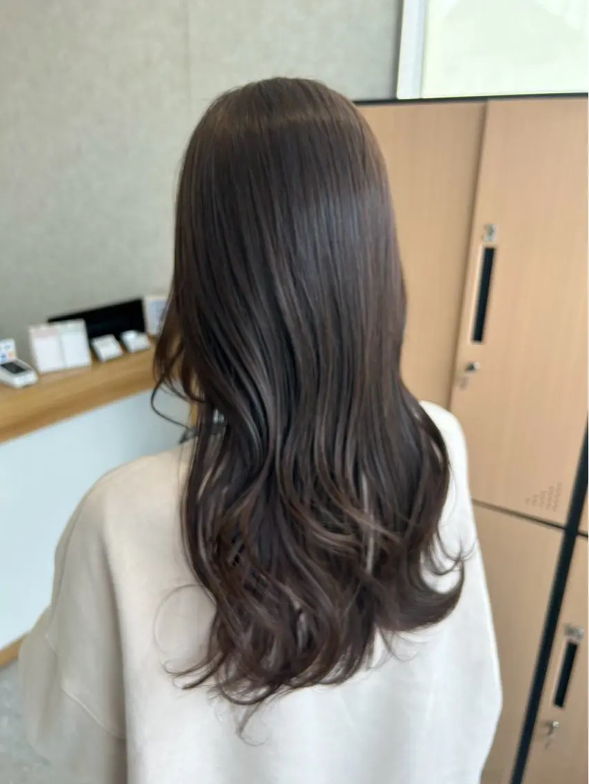 ロングカラー(胸下)▶︎ワンカラーの写真