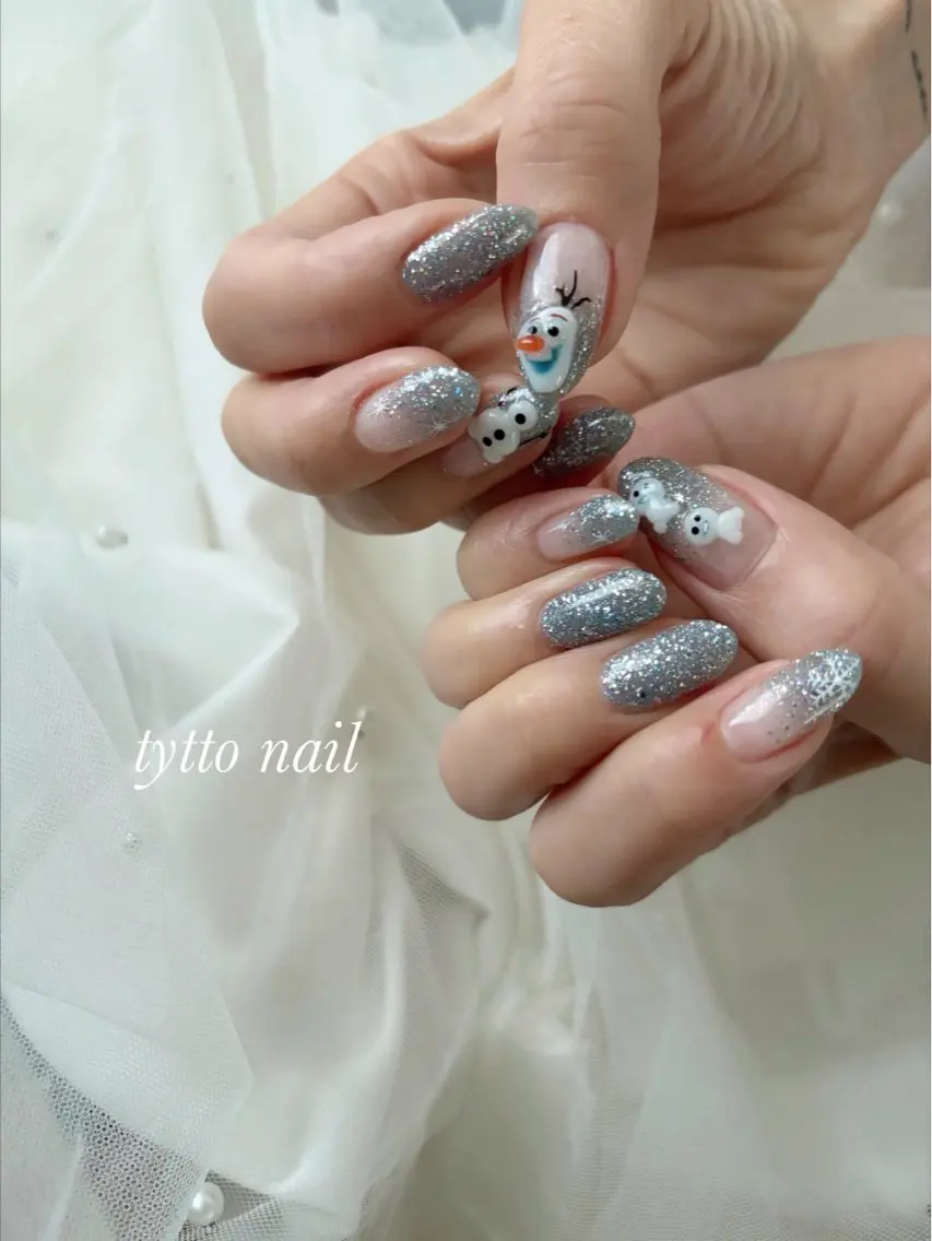 ネイル グラデーション キラキラネイル ラメ(グリッター) ラメグラデーション 冬ネイル ハンドネイル tytto nail ❤︎‪‪eri‪‪のネイルデザイン