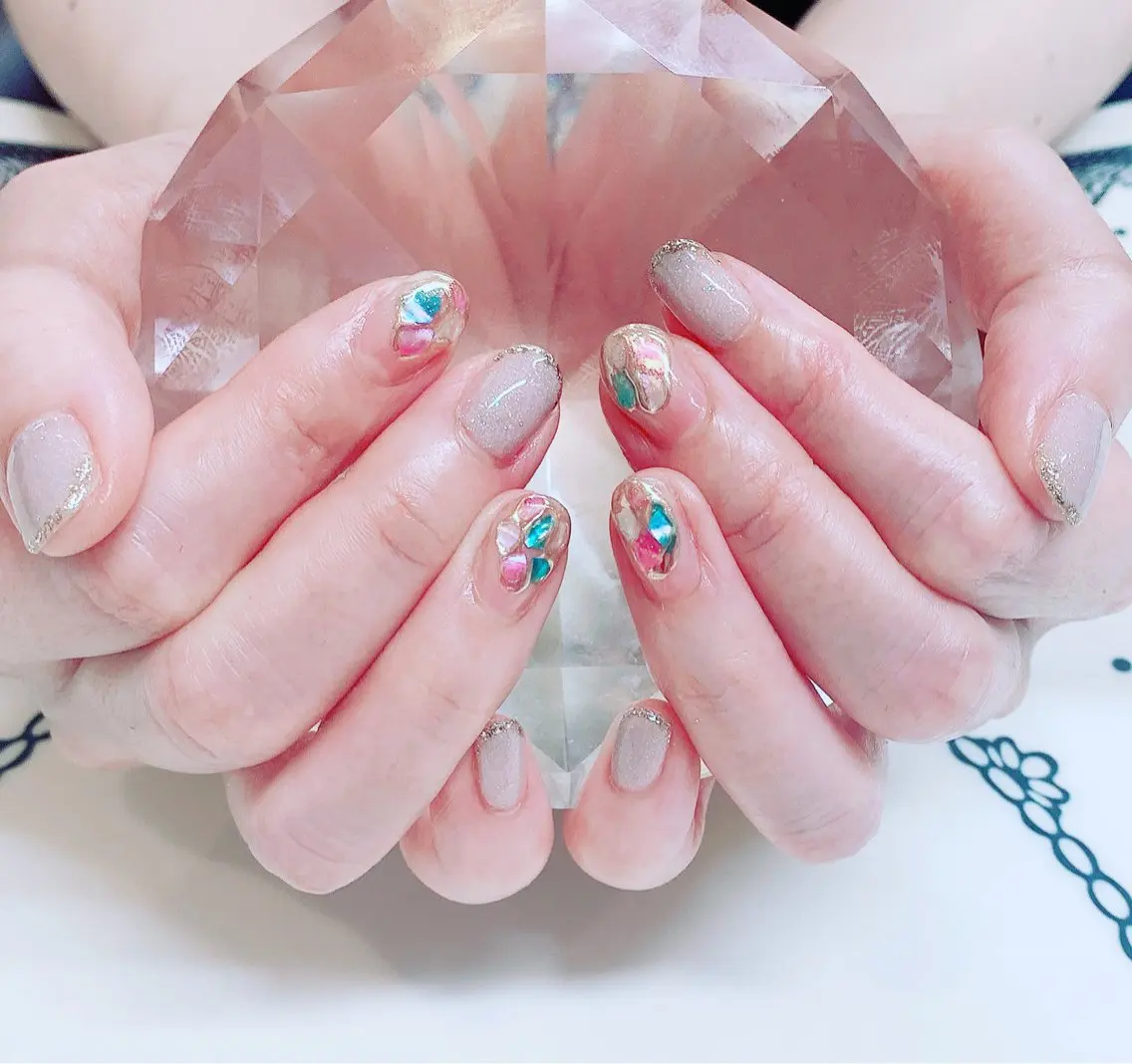 ネイル manitoi Nishimotoのネイルデザイン