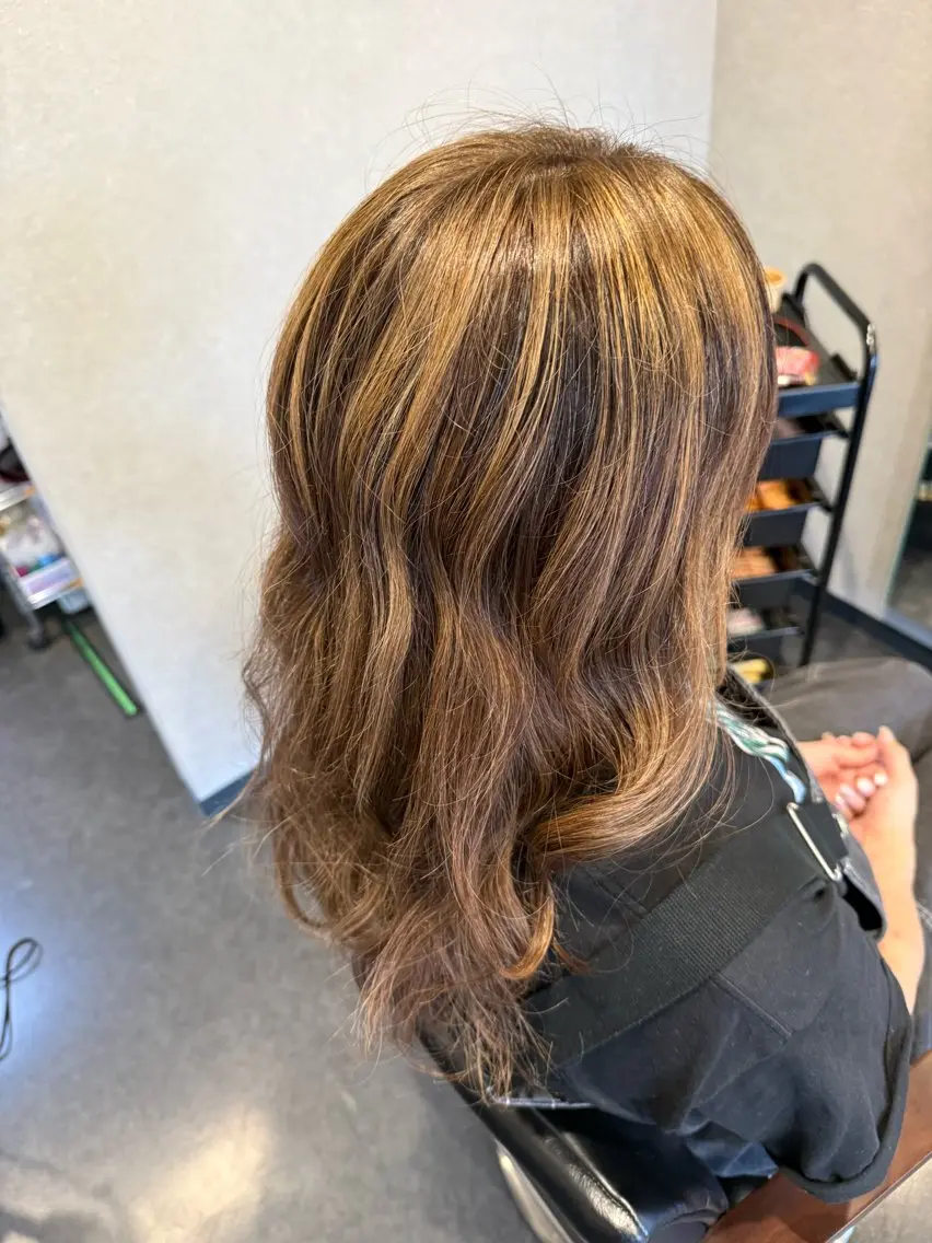 ロング 外国人風カラー ハイライト カット ヘアカラー 髪質改善⚡️カラー 🍀武久 誠🍀のヘアスタイル