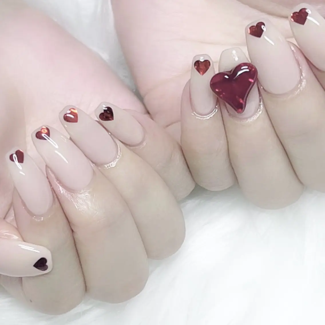 ネイル ジェルネイル ハート ホログラムネイル 韓国ネイル ニュアンスネイル 🩵池袋heart nail🩵のネイルデザイン
